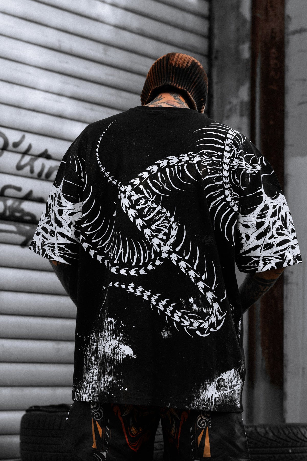 Black Spine (Black) - Oversized T-Shirt (200GSM)