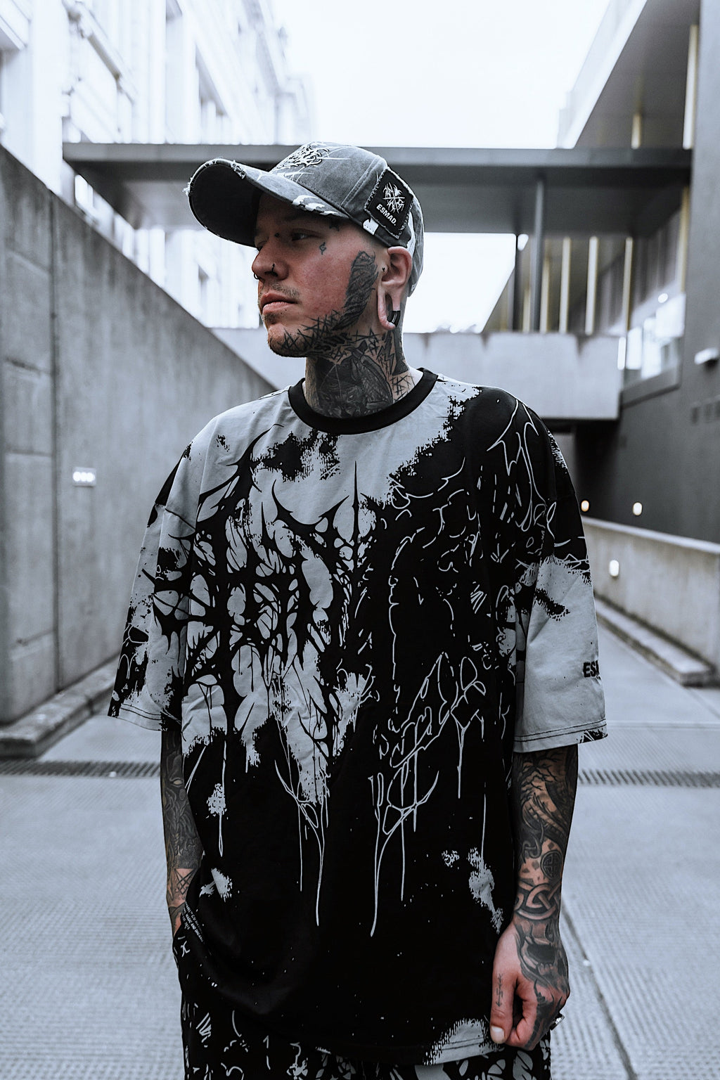 Daggerwave (Grey Dye) - Oversized T-Shirt (200GSM)