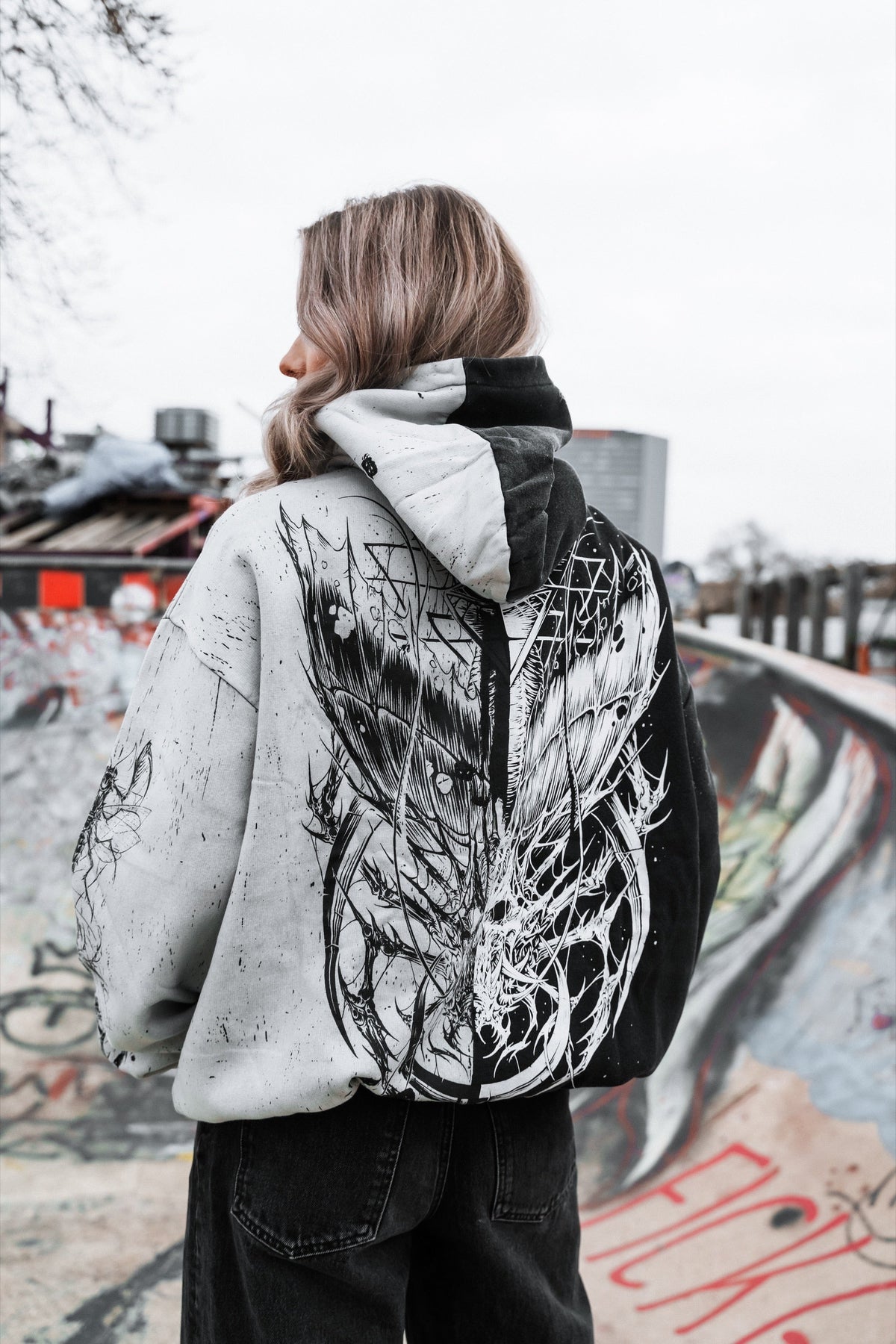 Dragonfly - Oversized Hoodie (350GSM)