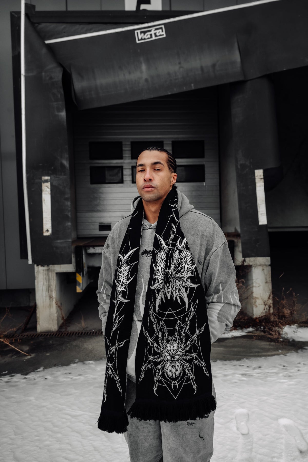 Dragonfly (Black White) - Scarf