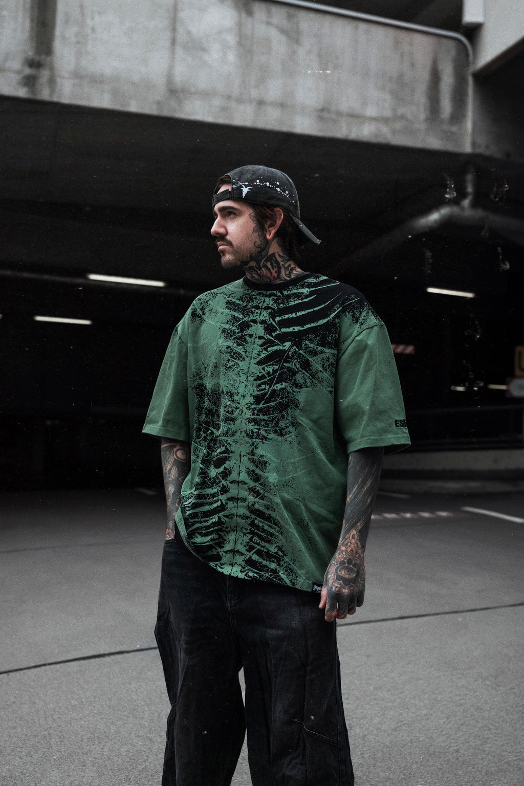 Lineage Of Dusk (Menthol) - Oversized T-Shirt (250GSM)