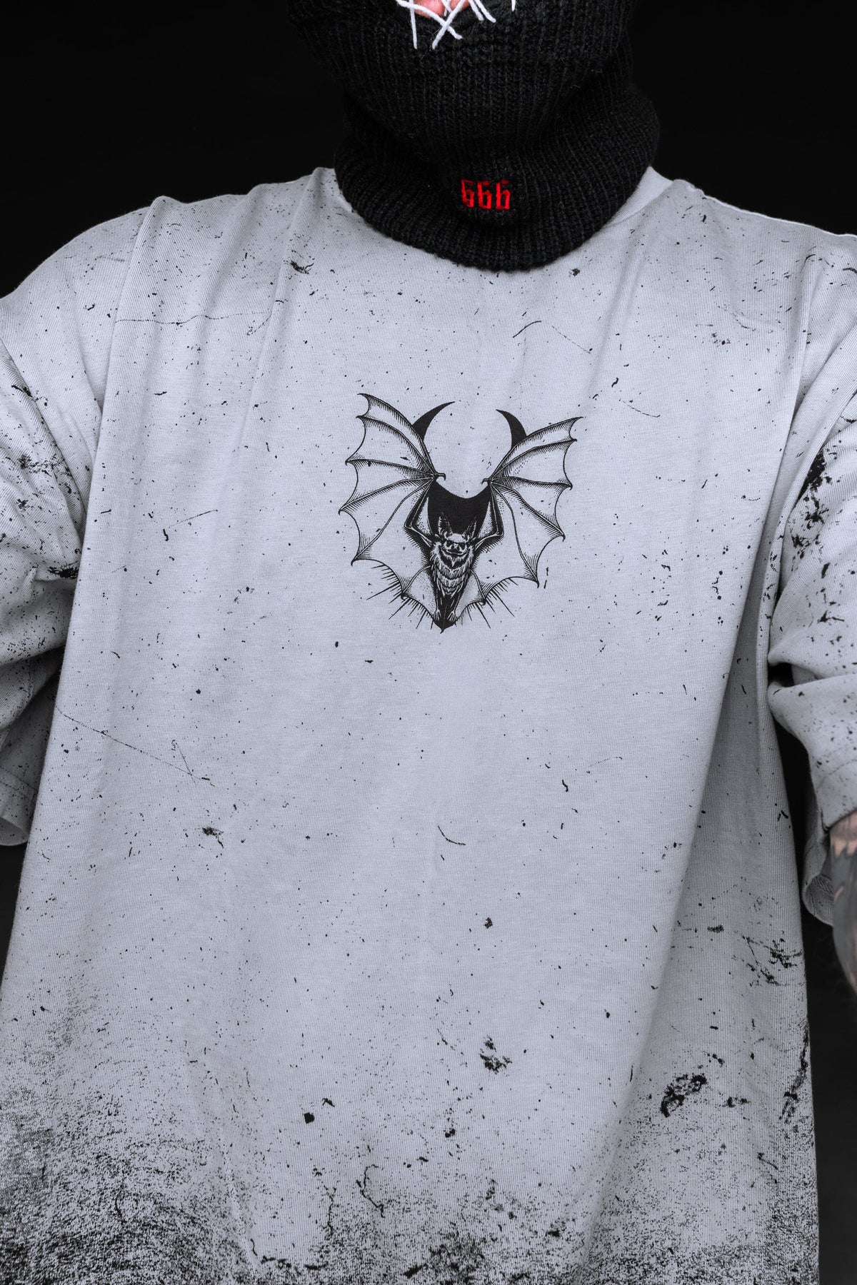 Moonthirst (Grey Grunge) - Oversized T-Shirt (200GSM)