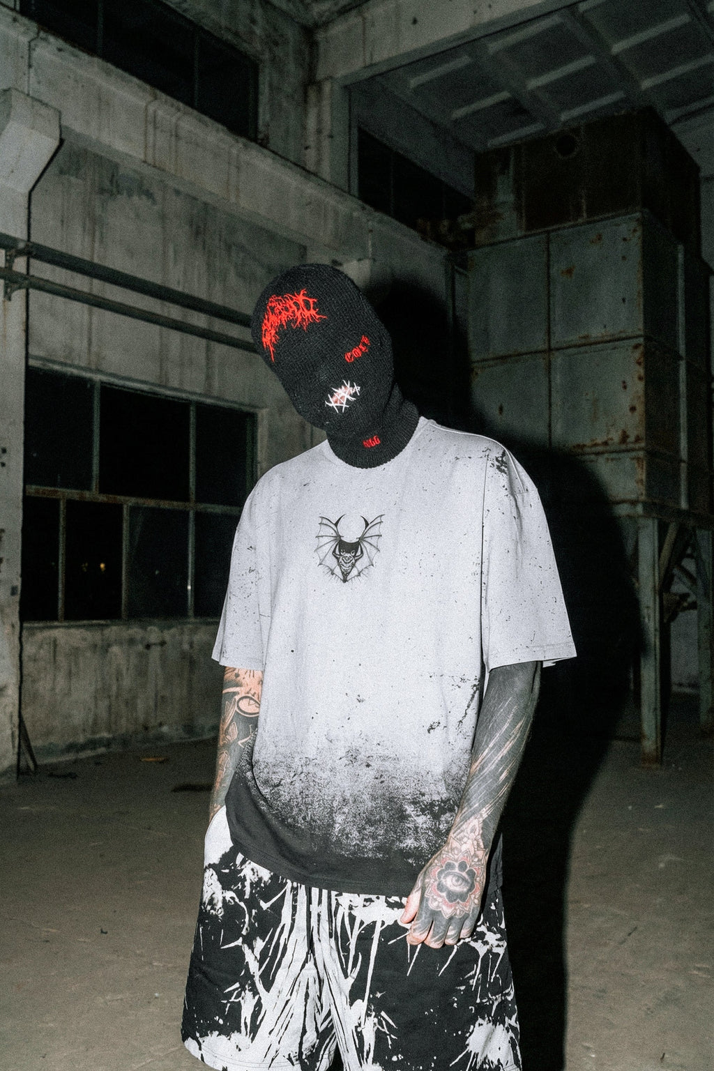 Moonthirst (Grey Grunge) - Oversized T-Shirt (200GSM)