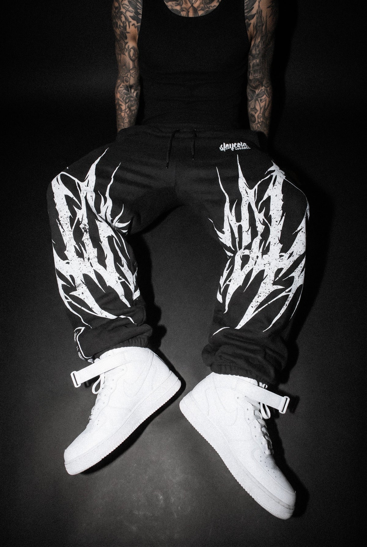 Thornbreaker (White) - Sweatpants (350GSM)