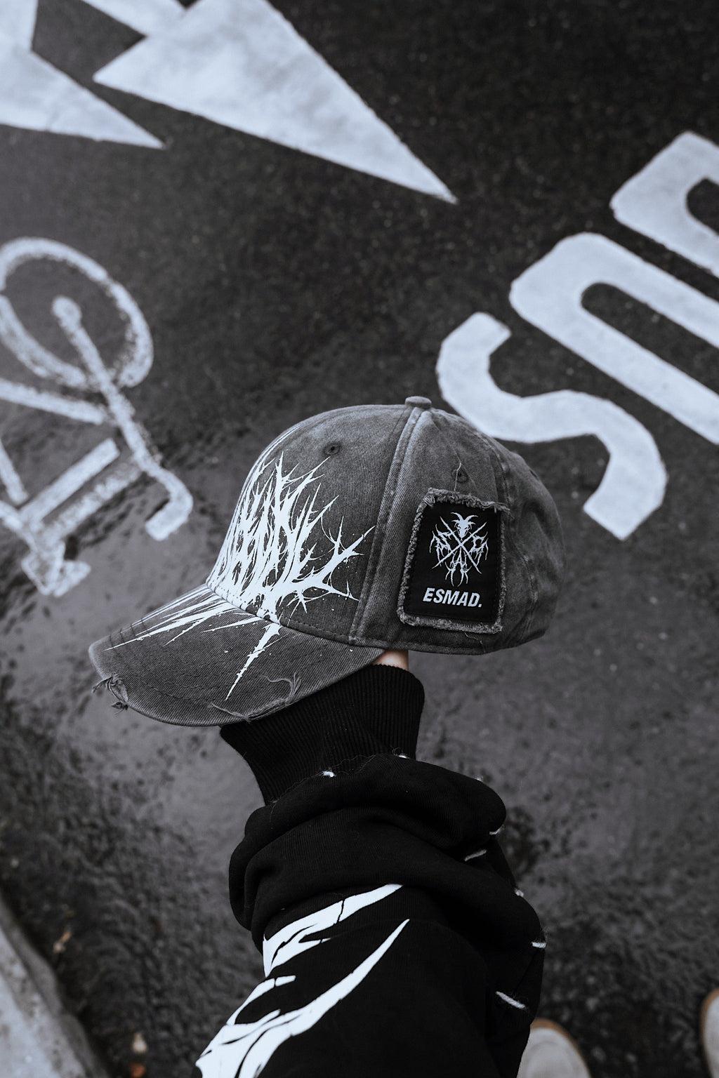 Veil Of Thorns - Distressed Baseball Cap (Black)