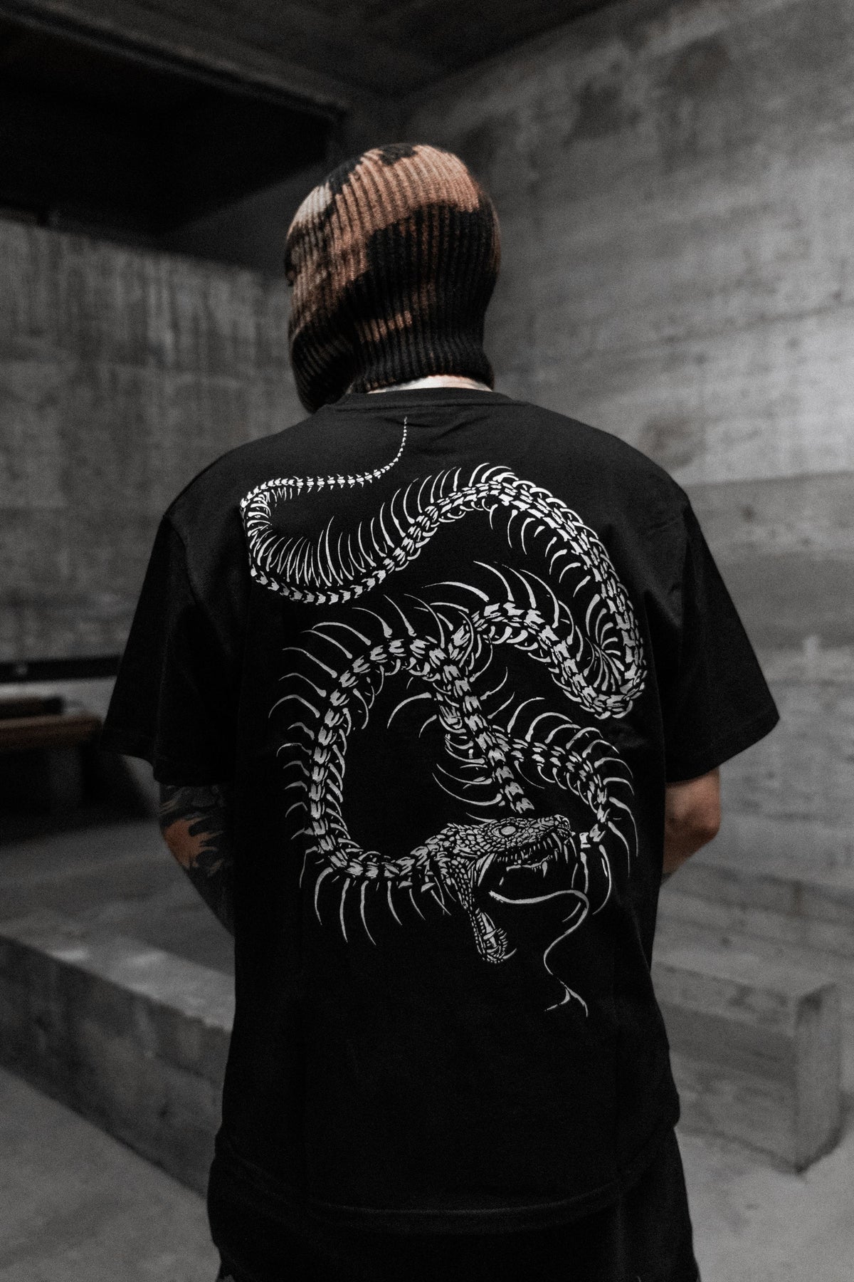 Venom Arc (Black) - Regular T-Shirt (200GSM)